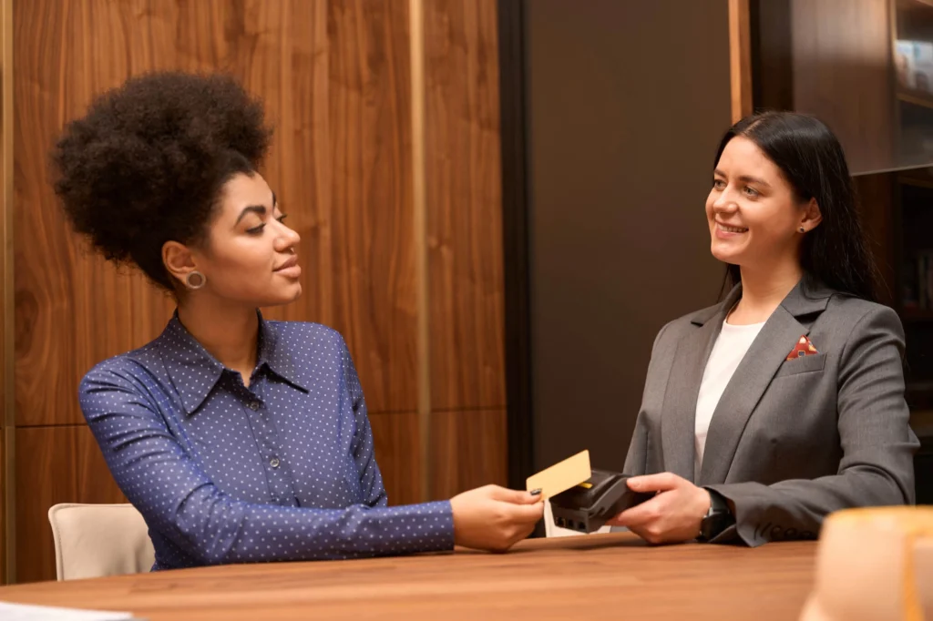 Drowning in Credit Card Debt? How BNPL Is Making It Worse